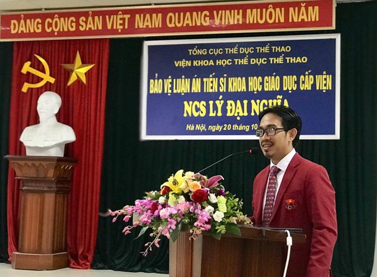 Việt Nam có tiến sĩ đầu tiên về quần vợt - Ảnh 2.