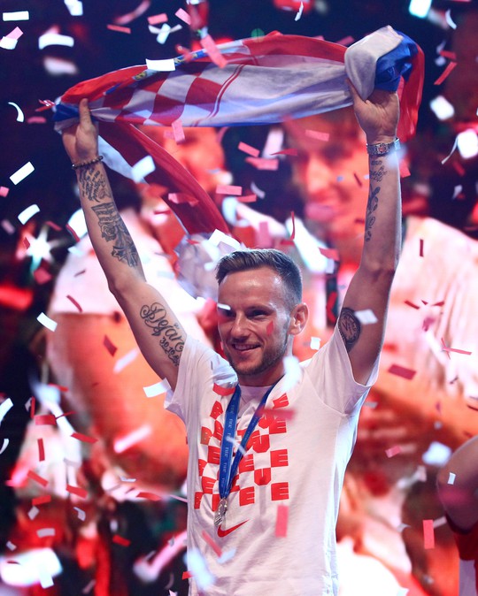 Croatia được chào đón như người hùng tại quê nhà - Ảnh 22.