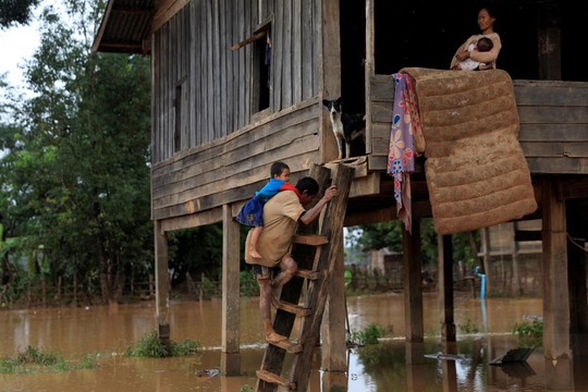 Vỡ đập thủy điện ở Lào: Không gì ngăn nổi lực nước, không đủ thời gian để chạy - Ảnh 4.