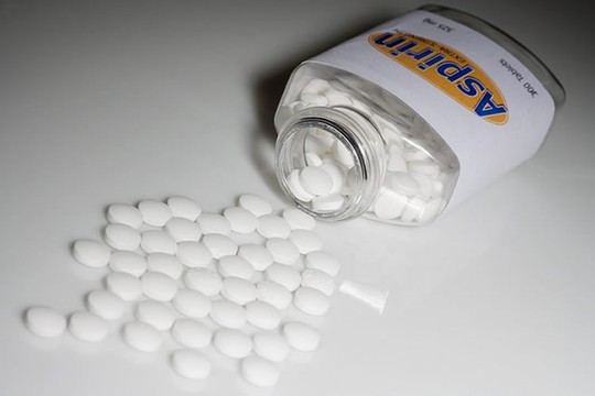 Dùng aspirin hàng ngày có thể đẩy lùi chứng mất trí - Ảnh 1.