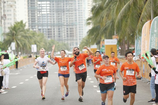 VĐV Suzaki Yuuya về nhất 42 km, cuộc thi Marathon Quốc tế Đà Nẵng - Ảnh 8.