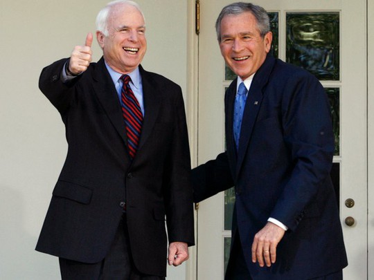 Những cột mốc đáng nhớ trong cuộc đời Thượng nghị sĩ McCain - Ảnh 9.