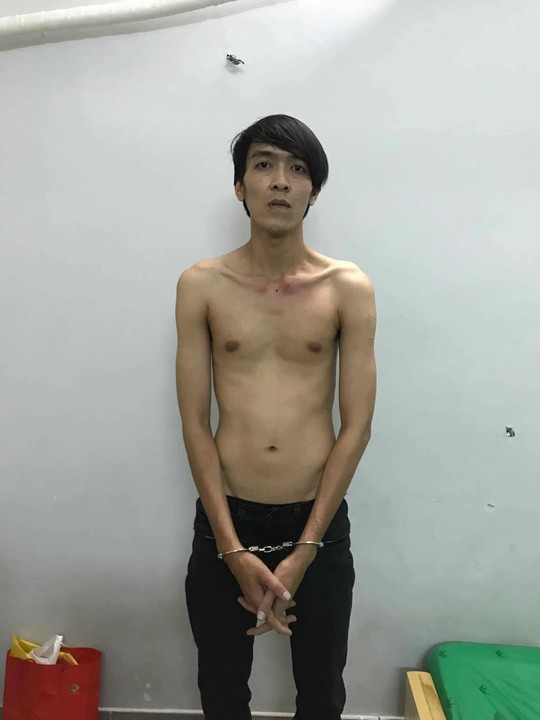 TP HCM Cong an bat nguoi dan ong cho bao tai bi an