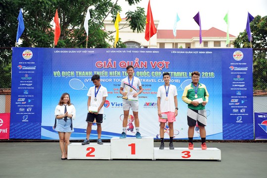 Tay vợt nữ Việt kiều vô địch U16 - Ảnh 1.