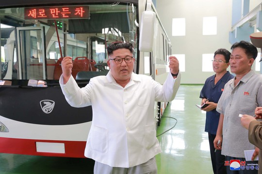Chuyến thị sát nhiều nụ cười của ông Kim Jong-un - Ảnh 5.