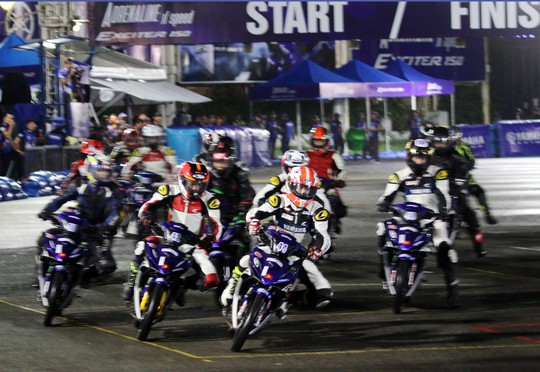 Giải Yamaha GP 2018: Lần đầu tiên đua đêm - Ảnh 9.