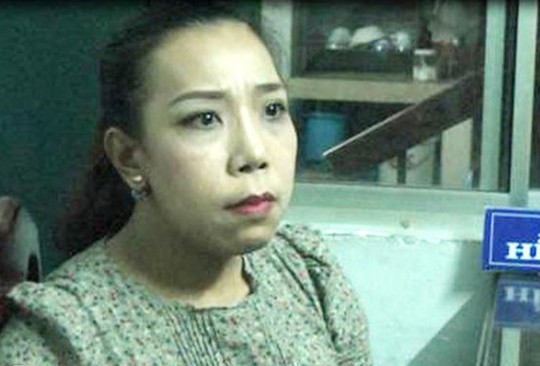 Vụ nữ nhà báo vòi tiền để gỡ bài: 1 phóng viên liên quan đã xuất cảnh sang Mỹ - Ảnh 1. Vụ nữ nhà báo vòi tiền để gỡ bài: 1 phóng viên liên quan đã xuất cảnh sang Mỹ - Ảnh 1.