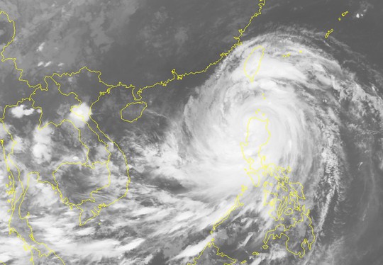 Siêu bão Mangkhut chiều nay vào Biển Đông, thành bão số 6 - Ảnh 2.