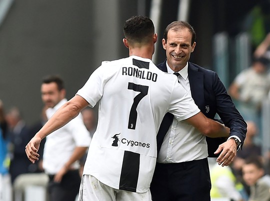 Ronaldo lần đầu ghi bàn, Juventus mở đại tiệc ở Allianz Arena - Ảnh 3.