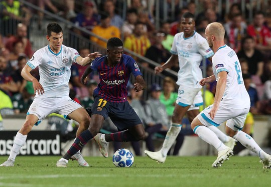 Messi lập siêu phẩm, Barcelona đại thắng PSV tại Nou Camp - Ảnh 4.