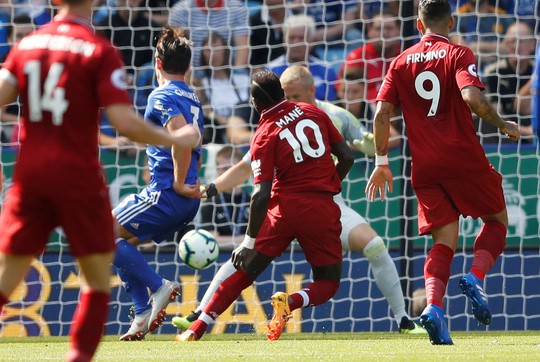 Thắng 2 bàn, Chelsea và Liverpool đua ngôi đầu Ngoại hạng - Ảnh 3.
