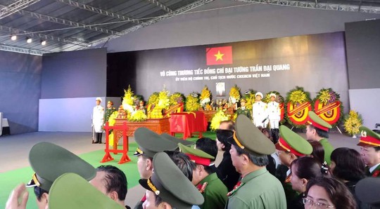 Chủ tịch nước Trần Đại Quang đã về với đất mẹ quê hương - Ảnh 6.