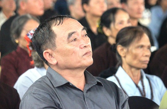 Người dân quê nhà rơi lệ xem Lễ truy điệu Chủ tịch nước Trần Đại Quang - Ảnh 10.