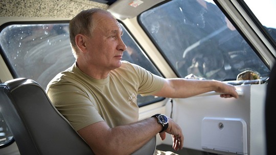 Chương trình truyền hình Nga khen Tổng thống Putin nức nở - Ảnh 1.