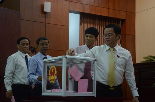 Phó trưởng Ban Kinh tế Ngân sách HĐND TP Đà Nẵng xin thôi việc - Ảnh 1. Phó trưởng Ban Kinh tế Ngân sách HĐND TP Đà Nẵng xin thôi việc - Ảnh 1.