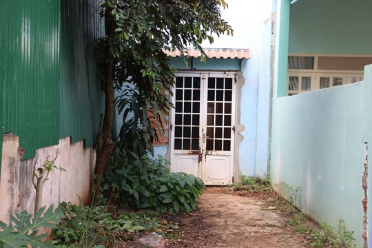 Giam doc Cong an tinh Dak Lak lao vao giai cuu con tin