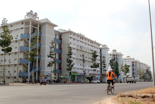 TP HCM có thể xây 10.000 căn hộ cao tầng có giá bán 200 triệu đồng/căn - Ảnh 1.