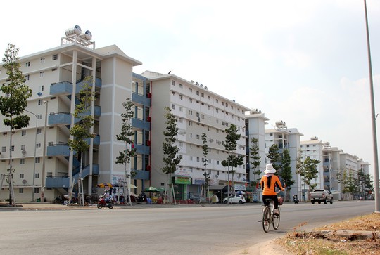 TP HCM có thể xây 10.000 căn hộ cao tầng có giá bán 200 triệu đồng/căn - Ảnh 1. TP HCM có thể xây 10.000 căn hộ cao tầng có giá bán 200 triệu đồng/căn - Ảnh 1.