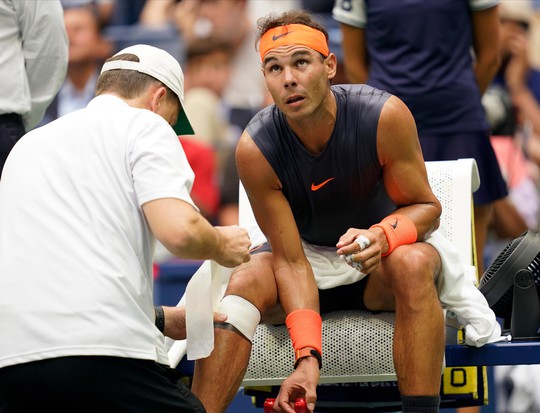 Nadal bỏ cuộc vì chấn thương, Del Potro vào chung kết có Djokovic - Ảnh 4. Nadal bỏ cuộc vì chấn thương, Del Potro vào chung kết có Djokovic - Ảnh 4.