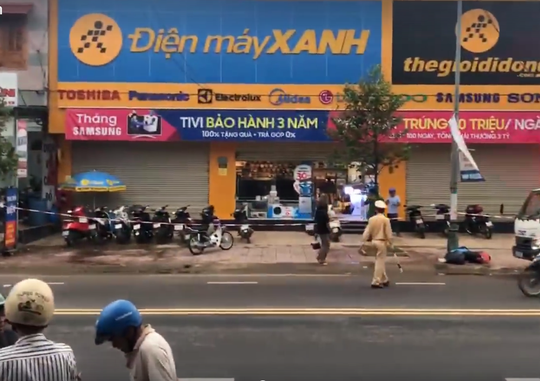 Nữ quản lý trung tâm thương mại Điện Máy Xanh bị bảo vệ đâm chết - Ảnh 1. Nữ quản lý trung tâm thương mại Điện Máy Xanh bị bảo vệ đâm chết - Ảnh 1.