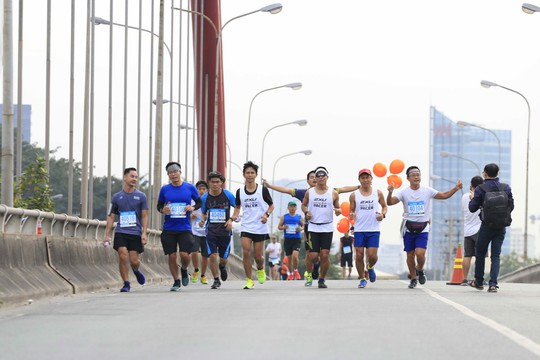 Choáng ngợp với 8.000 VĐV ở Giải Marathon TP HCM 2018 - Ảnh 13.