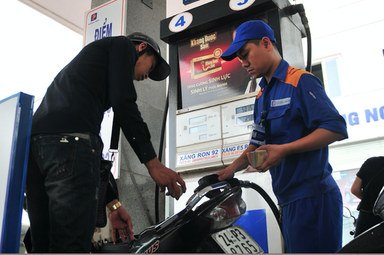 Xăng E5 đã chiếm tới hơn 60% tổng lượng tiêu thụ - Ảnh 1.