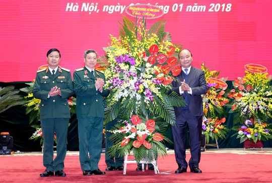 Thủ tướng dự lễ ra mắt Bộ Tư lệnh Tác chiến không gian mạng - Ảnh 2. Thủ tướng dự lễ ra mắt Bộ Tư lệnh Tác chiến không gian mạng - Ảnh 2.