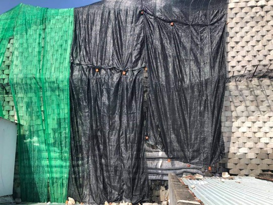 Cưỡng chế bức tường treo trên đầu dân 6-9 tháng - Ảnh 4. Cưỡng chế bức tường treo trên đầu dân 6-9 tháng - Ảnh 4.