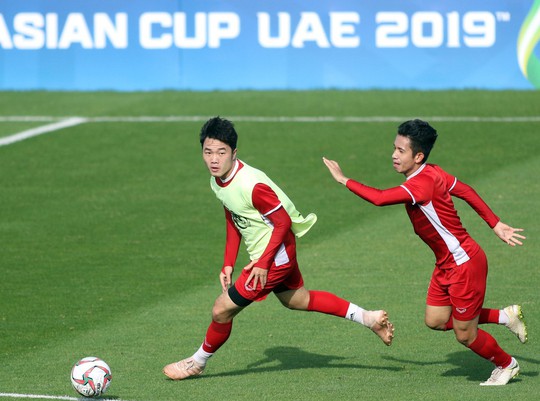 XuÃ¢n TrÆ°á»ng, Há»ng Duy sáº½ dá»± bá» á» tráº­n Äáº¥u vá»i Iran - áº¢nh 1.