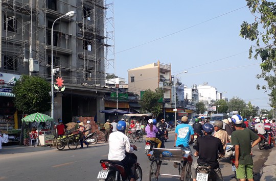 An Giang: Sập giàn giáo, 2 người thiệt mạng - Ảnh 1.