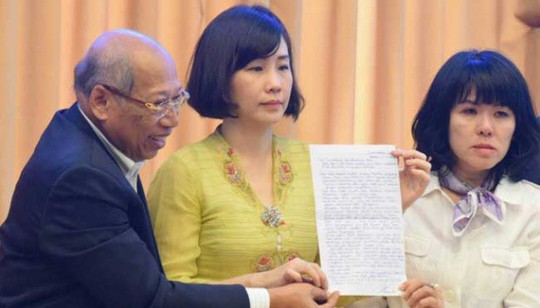 Indonesia: Vừa ra tù, cựu thống đốc Jakarta tái hôn với vệ sĩ của vợ cũ? - Ảnh 2.