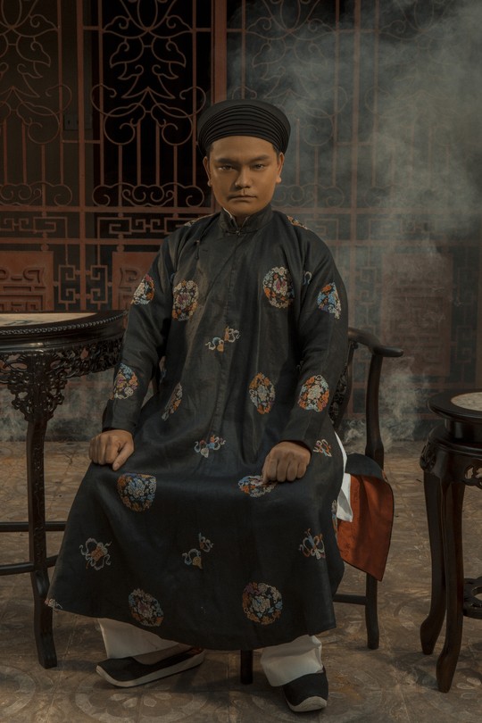Vân Trang khác lạ khi hóa Hoàng hậu Lệ Thiên Anh - Ảnh 10.