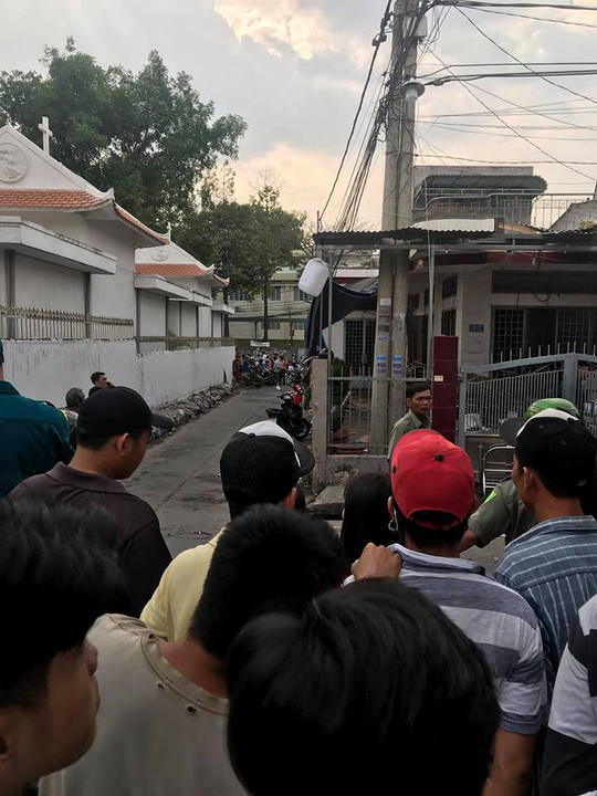 Đồng Nai: Nổ lớn trong khu dân cư, 1 người tử vong - Ảnh 1. Đồng Nai: Nổ lớn trong khu dân cư, 1 người tử vong - Ảnh 1.