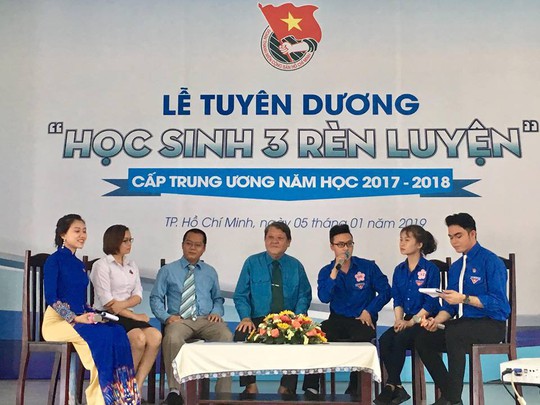 Tuyên dương 13 học sinh học nghề tiêu biểu cấp Trung ương - Ảnh 1. Tuyên dương 13 học sinh học nghề tiêu biểu cấp Trung ương - Ảnh 1.