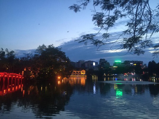Hà Nội của tôi không còn lãng mạn! - Ảnh 1.