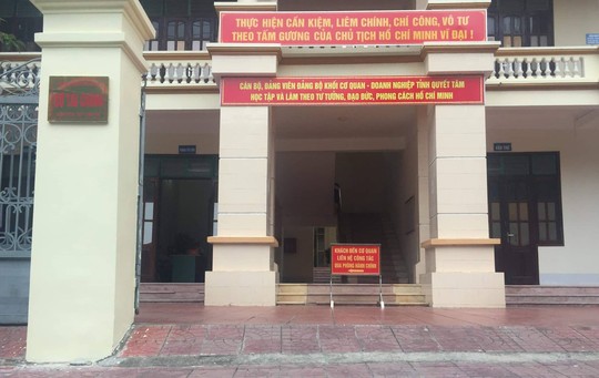 Ủy ban Kiểm tra Trung ương làm việc với vợ Chủ tịch tỉnh Hà Giang trước ngày tuyên án vụ gian lận điểm thi - Ảnh 1.