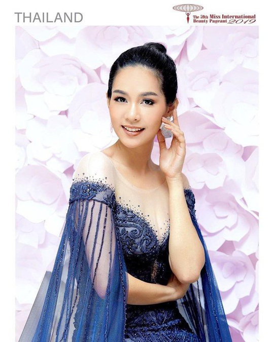 Nhan sắc rạng ngời của tân Hoa hậu Quốc tế - Ảnh 8.