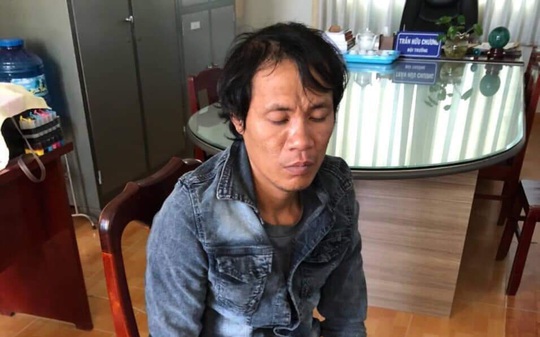 Nghẹn lòng gia cảnh bé gái 8 tuổi bán vé số ở Phú Quốc bị cướp, hiếp dâm - Ảnh 1.