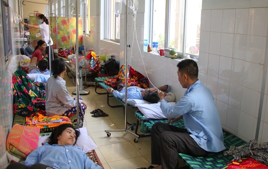 Quảng Nam - Quảng Bình: Bùng phát dịch sốt xuất huyết, số ca cao gấp 3 năm ngoái - Ảnh 4.