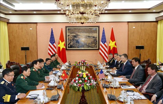 Bộ trưởng Bộ Quốc phòng Mỹ Mark Esper thăm Việt Nam - Ảnh 7.