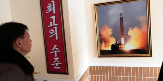 Nhật Bản tố Triều Tiên lại “phóng tên lửa” - Ảnh 1.