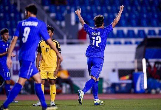 Đè bẹp Brunei 7-0, nhà vô địch Thái Lan trở lại đường đua - Ảnh 3.