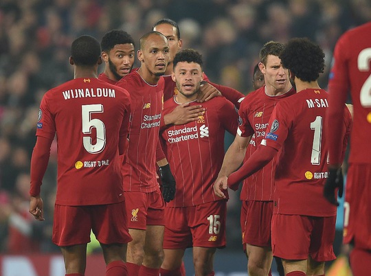 Thần tài tỏa sáng, Liverpool lên ngôi đầu bảng Champions League - Ảnh 6.