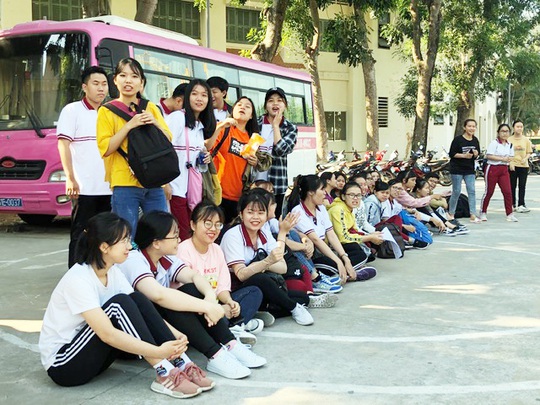 Sôi nổi Hội thao Sinh viên Trường Cao đẳng kinh tế TP HCM - Ảnh 4.