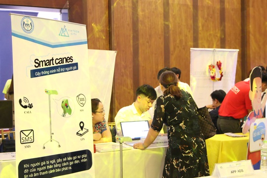 Sinh viên đang ảo tưởng trong sáng tạo công nghệ - Ảnh 2.