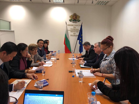 Đoàn đại biểu HĐND TP HCM thăm và làm việc tại Bulgaria - Ảnh 2.