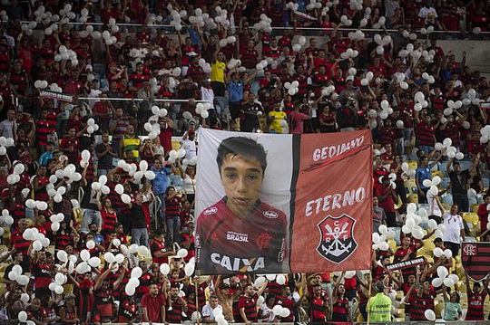 Flamengo: Từ 10 cầu thủ trẻ chết cháy đến trận chung kết World Cup - Ảnh 5.