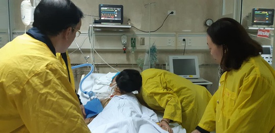 2 tạng hiến của nam thanh niên 19 tuổi chết não được ghép cho một người Lào - Ảnh 2.