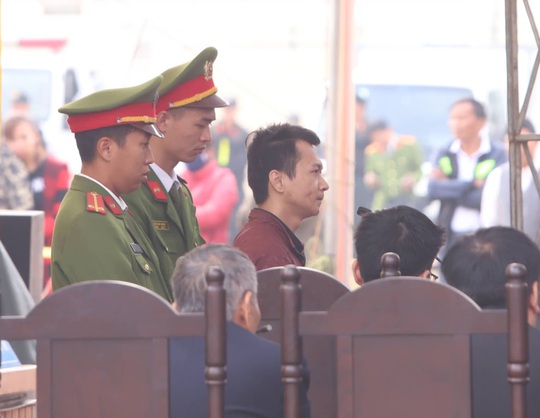 Đề nghị tử hình 6/9 kẻ bắt cóc, hiếp dâm, sát hại nữ sinh giao gà ở Điện Biên - Ảnh 1.