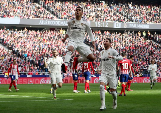 Gareth Bale ghi bàn thứ 100, Real Madrid đại thắng derby - Ảnh 3.